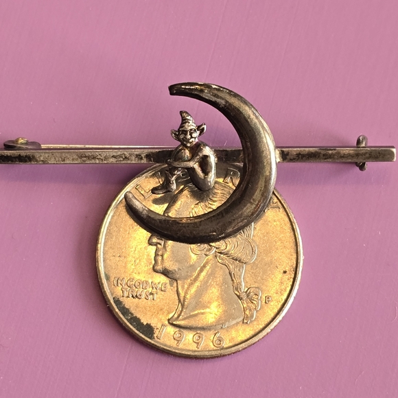 Vintage pixie and moon brooch bar pin Sterling Silver crescent elf fairy .925 - Picture 15 of 16